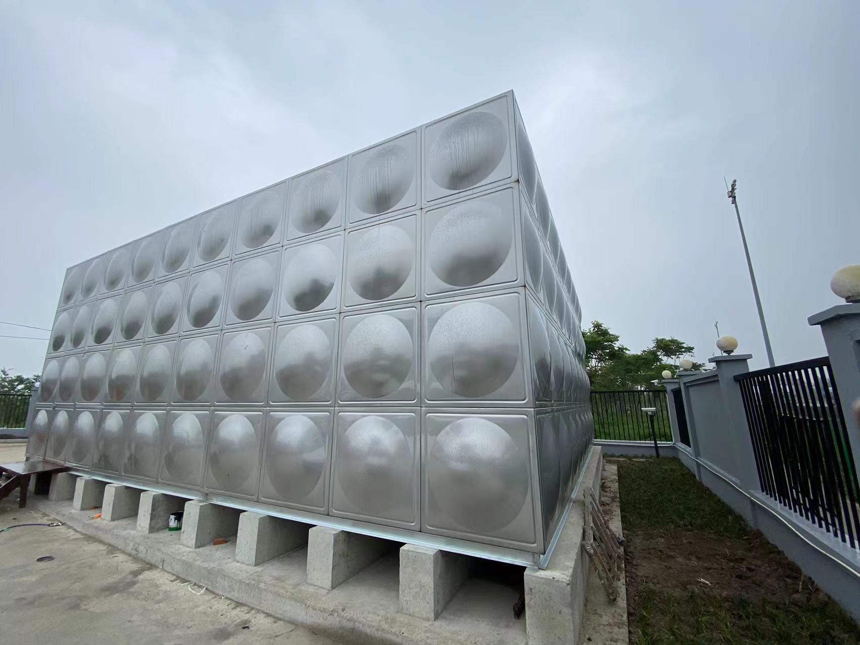 不锈钢水箱安装实景案例